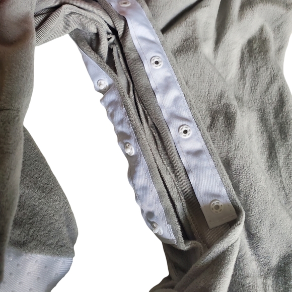 Elephant Costume /Jumpsuit Halloween Unisex Size 0-6 Months - Picture 4 of 13